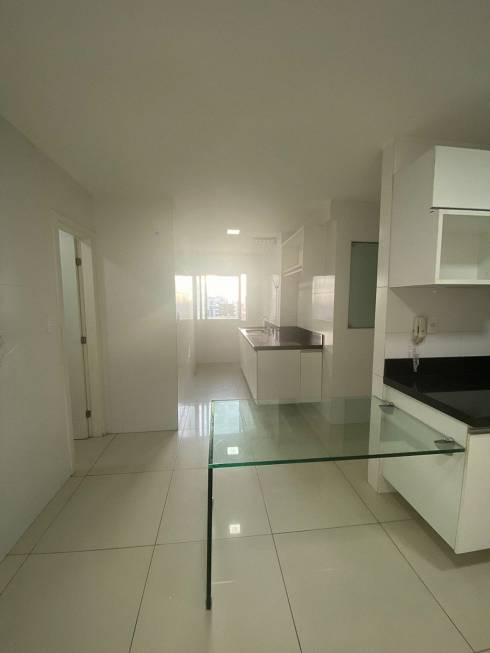 Foto 5 de Apartamento com 3 Quartos para alugar, 180m² em Brisamar, João Pessoa
