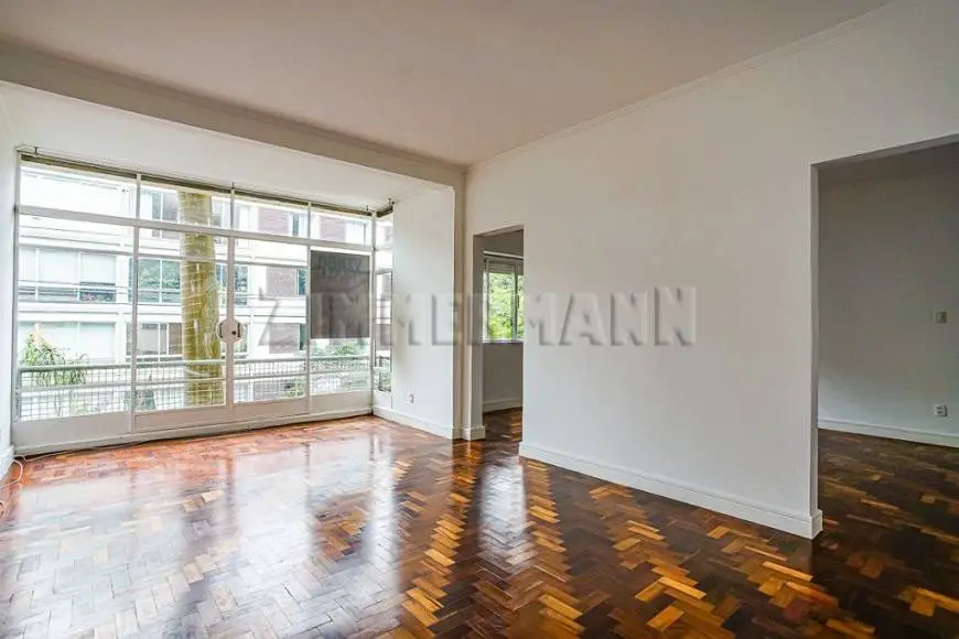 Foto 1 de Apartamento com 3 Quartos à venda, 146m² em Pacaembu, São Paulo