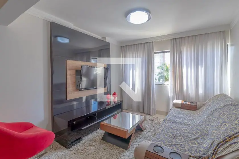 Foto 1 de Apartamento com 3 Quartos para alugar, 112m² em Setor Bela Vista, Goiânia