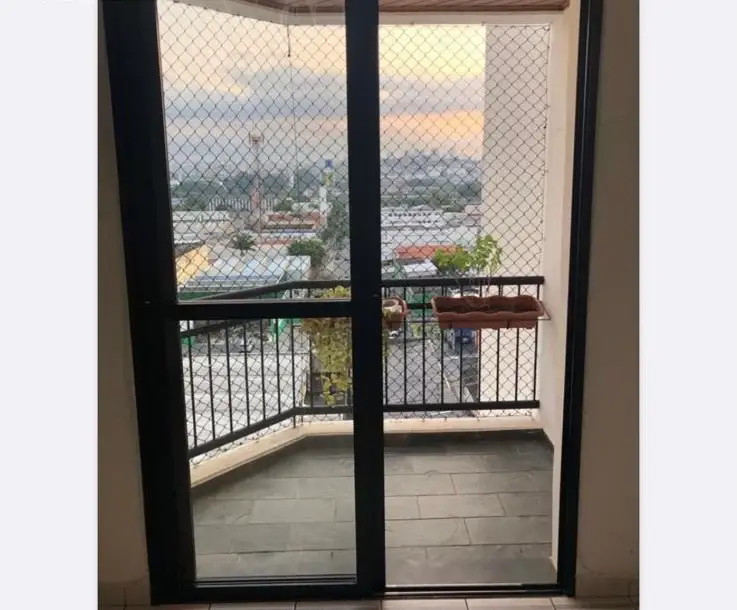 Foto 2 de Apartamento com 3 Quartos para alugar, 70m² em Vila Hamburguesa, São Paulo