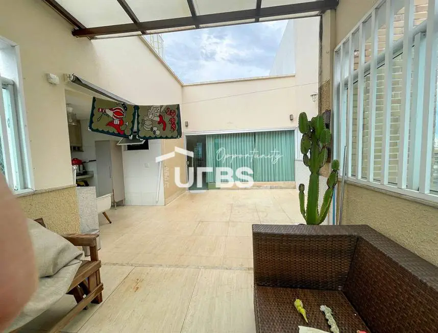 Foto 1 de Apartamento com 4 Quartos à venda, 246m² em Vila Maria José, Goiânia