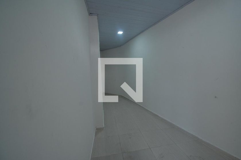 Foto 1 de Casa com 1 Quarto para alugar, 70m² em Vila Augusta, Guarulhos