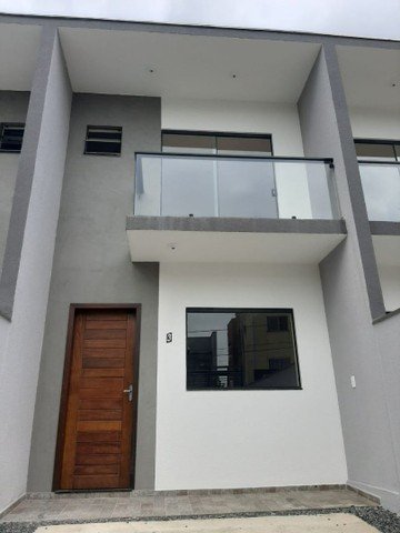 Foto 1 de Casa com 2 Quartos à venda, 70m² em Aventureiro, Joinville
