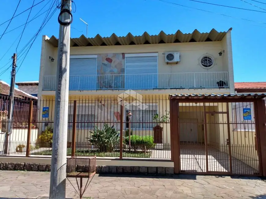 Foto 3 de Casa com 3 Quartos à venda, 215m² em Fátima, Canoas