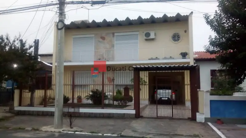Foto 1 de Casa com 3 Quartos à venda, 242m² em Fátima, Canoas