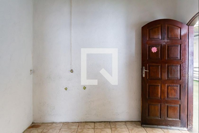 Foto 4 de Casa com 4 Quartos para alugar, 700m² em Quitaúna, Osasco