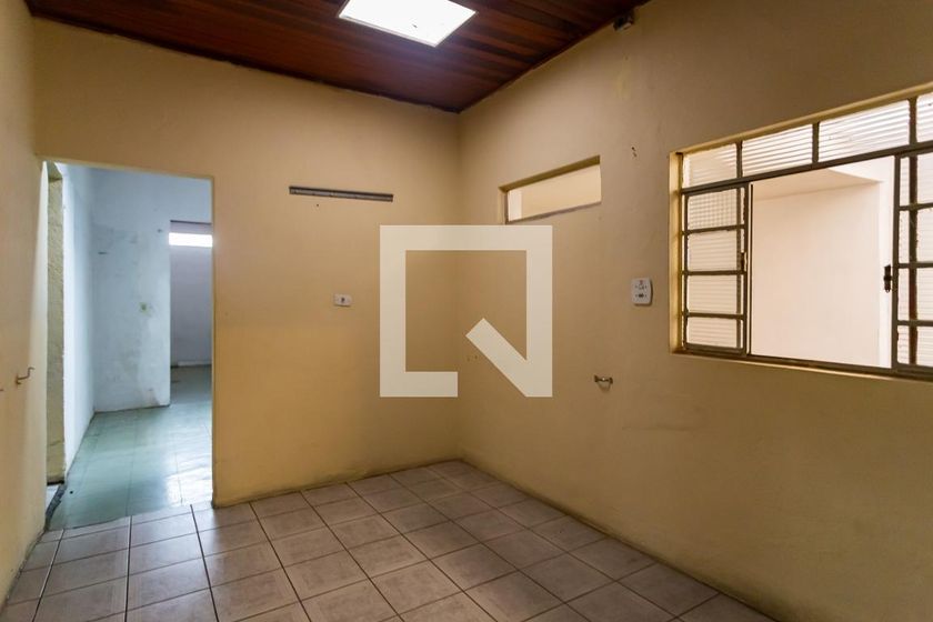 Foto 5 de Casa com 4 Quartos para alugar, 700m² em Quitaúna, Osasco