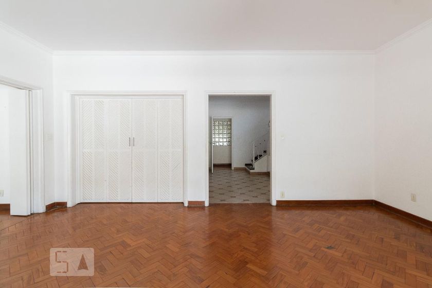 Foto 5 de Casa com 4 Quartos para alugar, 450m² em Sumaré, São Paulo