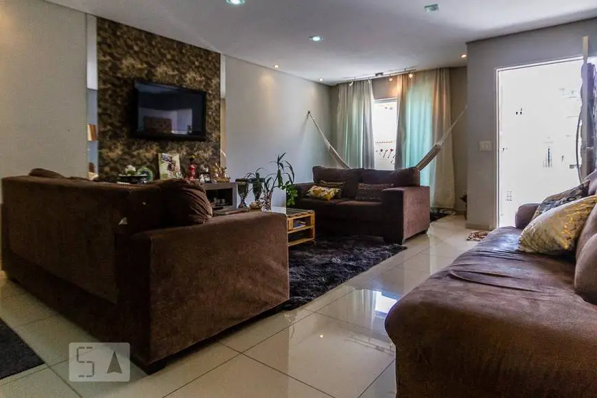Foto 3 de Casa com 4 Quartos para alugar, 232m² em Vila Prudente, São Paulo