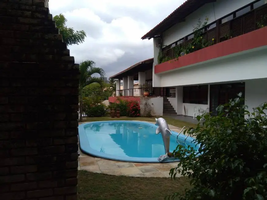 Foto 1 de Casa com 7 Quartos à venda, 492m² em De Lourdes, Fortaleza