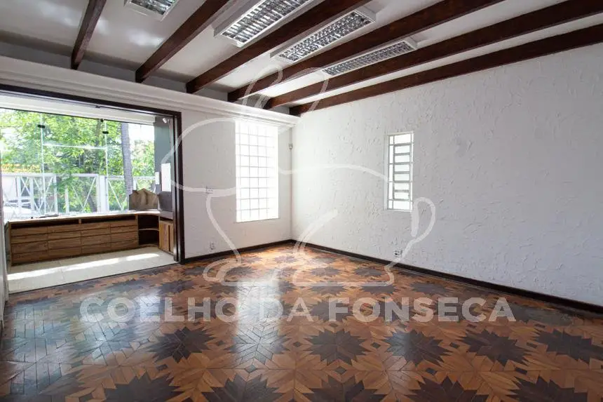 Foto 1 de Casa com 7 Quartos para alugar, 400m² em Sumaré, São Paulo