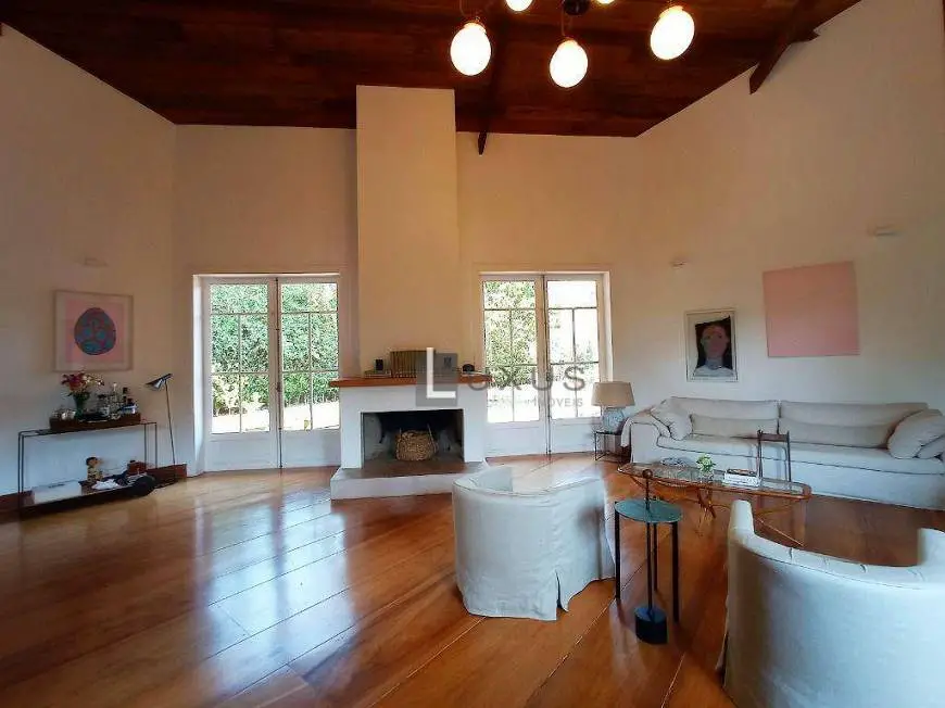 Foto 3 de Casa de Condomínio com 3 Quartos à venda, 380m² em Vila del Rey, Nova Lima
