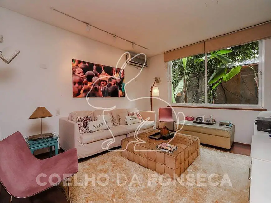 Foto 5 de Sobrado com 5 Quartos à venda, 436m² em Jardim Guedala, São Paulo