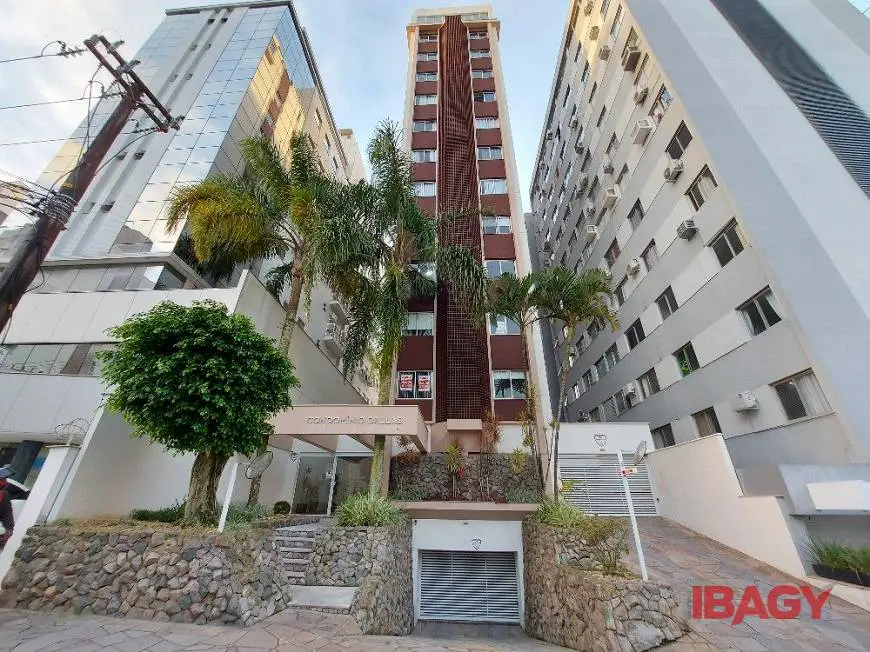 Foto 1 de Apartamento com 1 Quarto para alugar, 30m² em Centro, Florianópolis