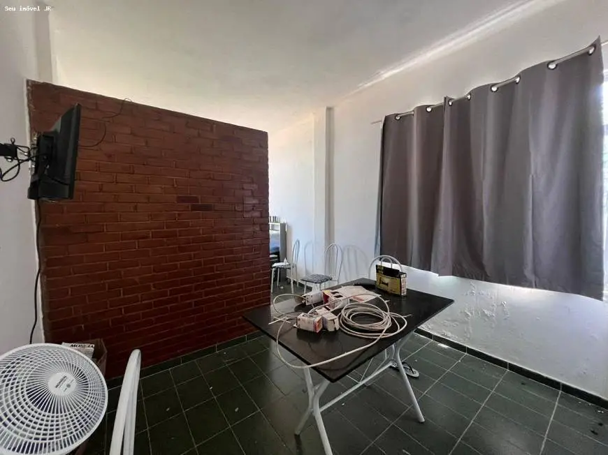 Foto 2 de Apartamento com 1 Quarto à venda, 45m² em XV de Novembro, Araruama