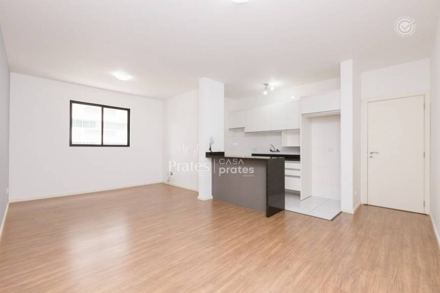 Foto 1 de Apartamento com 2 Quartos para alugar, 70m² em Batel, Curitiba
