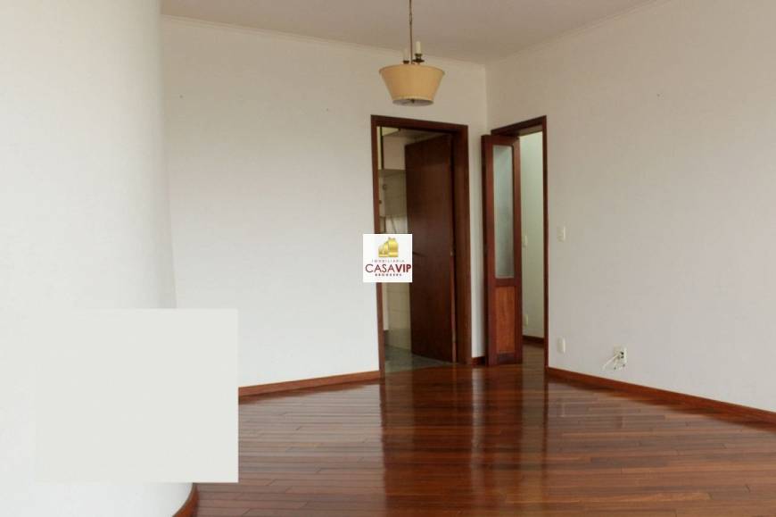 Foto 2 de Apartamento com 2 Quartos à venda, 110m² em Bosque da Saúde, São Paulo