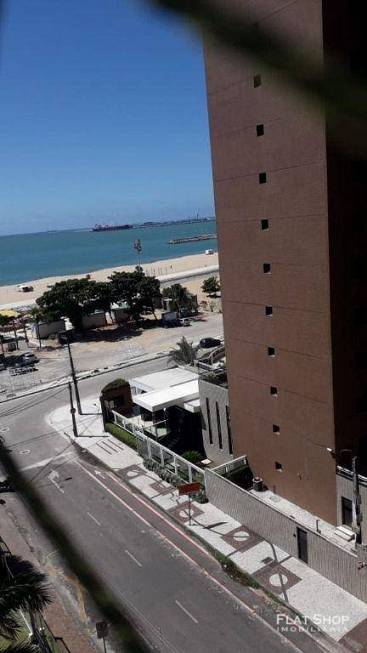Foto 4 de Apartamento com 2 Quartos à venda, 66m² em Meireles, Fortaleza
