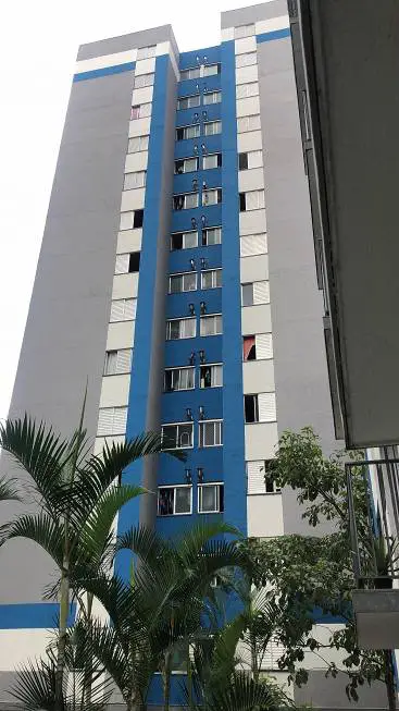 Foto 4 de Apartamento com 2 Quartos para alugar, 49m² em Taboão, Diadema