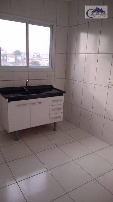 Foto 3 de Apartamento com 2 Quartos à venda, 55m² em Vila Curuçá, Santo André