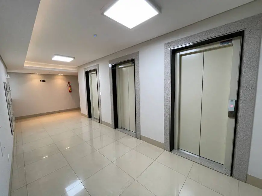 Foto 3 de Apartamento com 2 Quartos à venda, 77m² em Zona 01, Maringá