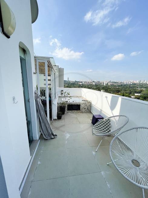 Foto 3 de Apartamento com 3 Quartos à venda, 180m² em Alto de Pinheiros, São Paulo