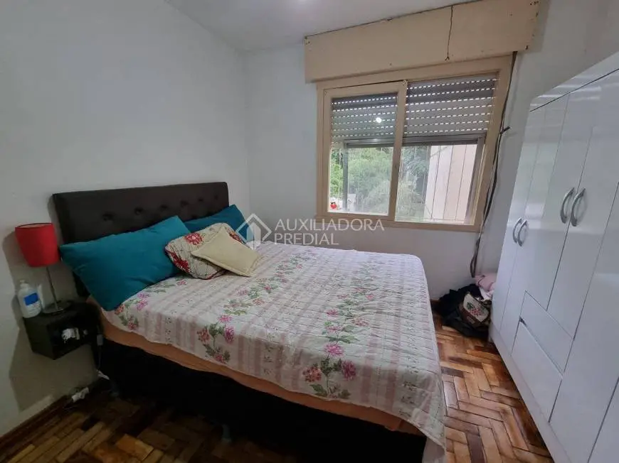 Foto 5 de Apartamento com 3 Quartos à venda, 60m² em Humaitá, Porto Alegre