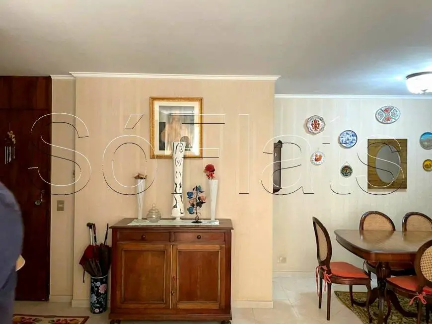 Foto 2 de Apartamento com 3 Quartos à venda, 116m² em Itaim Bibi, São Paulo