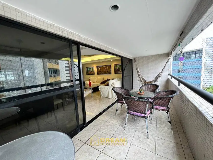 Foto 5 de Apartamento com 4 Quartos à venda, 160m² em Casa Amarela, Recife