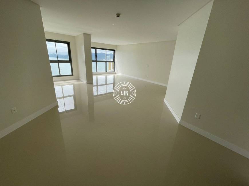 Foto 4 de Apartamento com 4 Quartos à venda, 182m² em Quadra Mar Centro, Balneário Camboriú