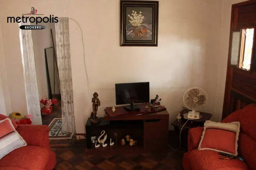 Foto 1 de Casa com 2 Quartos à venda, 133m² em Nova Gerti, São Caetano do Sul