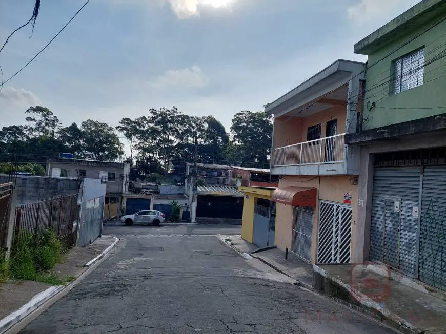 Foto 1 de Casa com 2 Quartos à venda, 175m² em Parque América, São Paulo