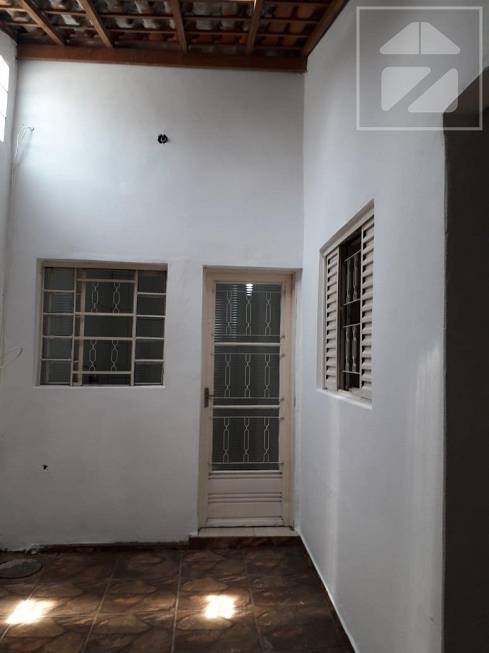 Foto 1 de Casa com 2 Quartos à venda, 90m² em Vila Anhangüera, Campinas