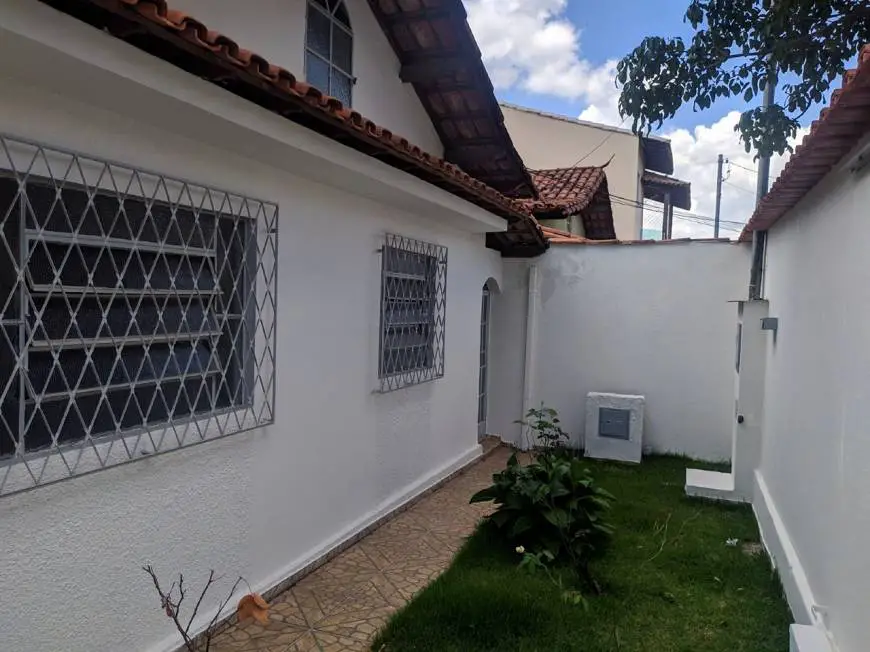 Foto 1 de Casa com 3 Quartos para alugar, 140m² em Conjunto Tunel Ibirite Barreiro, Belo Horizonte