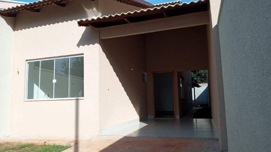 Foto 1 de Casa com 3 Quartos à venda, 180m² em Jardim Mariliza, Goiânia