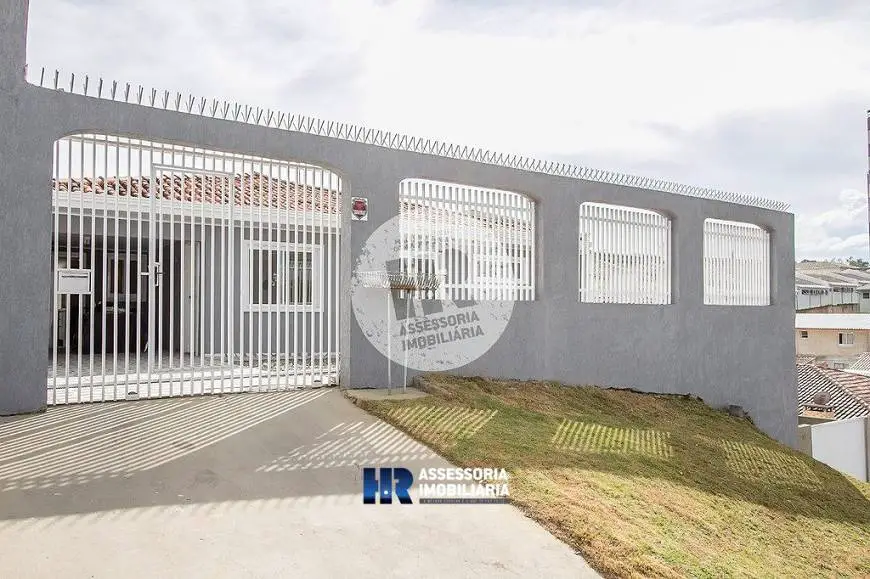 Foto 1 de Casa com 3 Quartos à venda, 180m² em Orleans, Curitiba