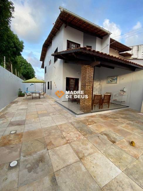 Foto 1 de Casa com 4 Quartos à venda, 166m² em Maraponga, Fortaleza