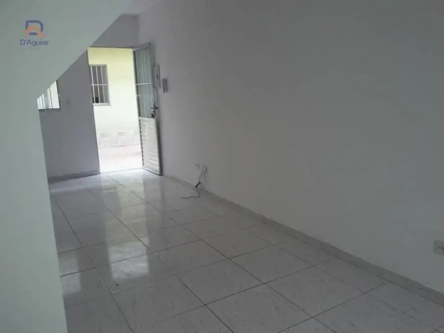 Foto 2 de Casa de Condomínio com 2 Quartos para alugar, 50m² em Parada Inglesa, São Paulo