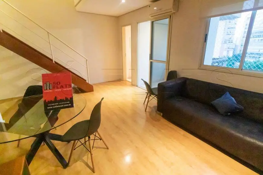 Foto 3 de Flat com 2 Quartos para alugar, 55m² em Moema, São Paulo