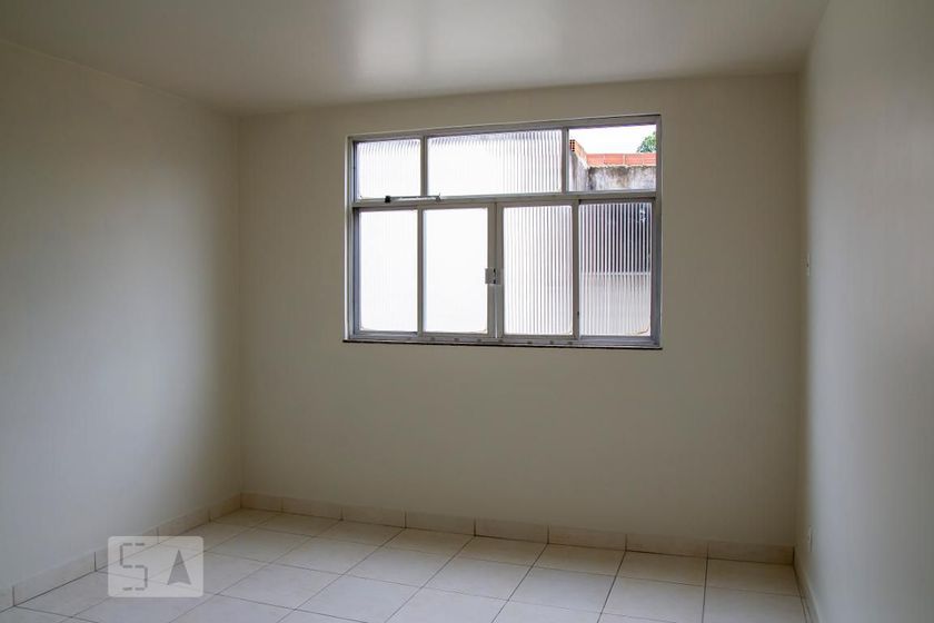 Foto 1 de Apartamento com 1 Quarto para alugar, 75m² em Brasilândia, São Gonçalo