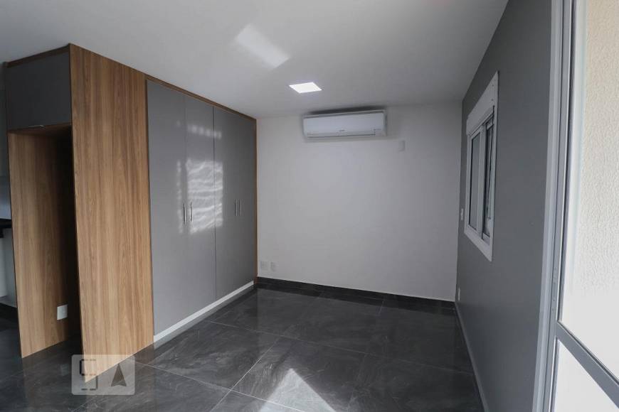 Foto 3 de Apartamento com 1 Quarto para alugar, 37m² em Jardim Maia, Guarulhos