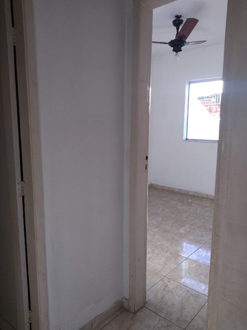 Foto 2 de Apartamento com 1 Quarto à venda, 45m² em Vila Capri, Araruama