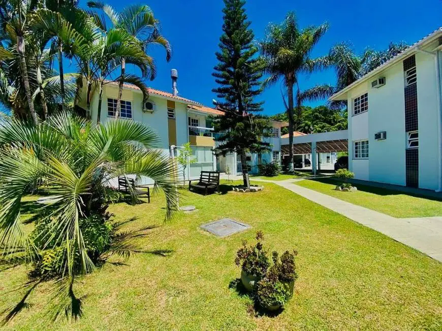 Foto 2 de Apartamento com 2 Quartos à venda, 69m² em Canasvieiras, Florianópolis