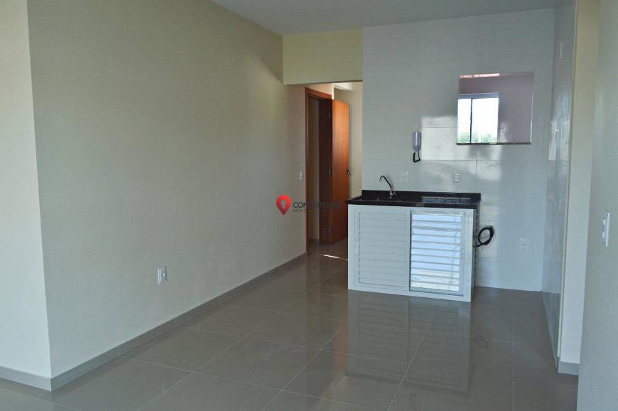 Foto 3 de Apartamento com 2 Quartos para alugar, 65m² em Carianos, Florianópolis