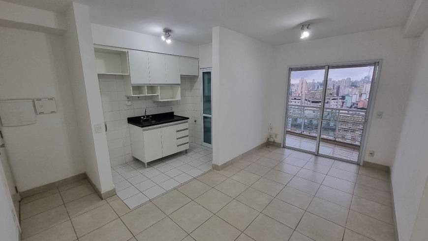 Foto 1 de Apartamento com 2 Quartos para alugar, 65m² em Centro, São Paulo