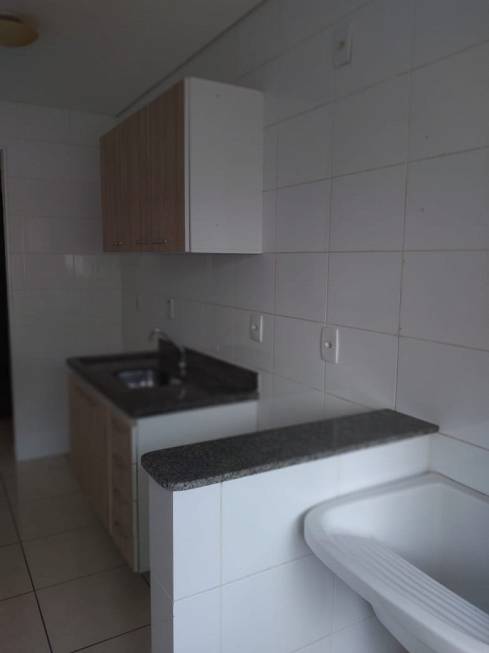 Foto 2 de Apartamento com 3 Quartos para alugar, 86m² em Alvorada, Cuiabá