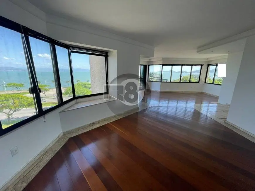 Foto 1 de Apartamento com 3 Quartos à venda, 158m² em Beira Mar, Florianópolis