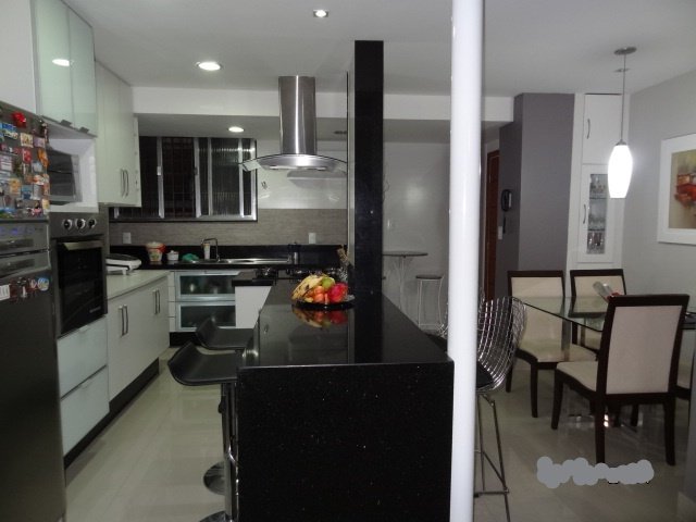 Foto 3 de Apartamento com 3 Quartos para alugar, 110m² em Botafogo, Rio de Janeiro