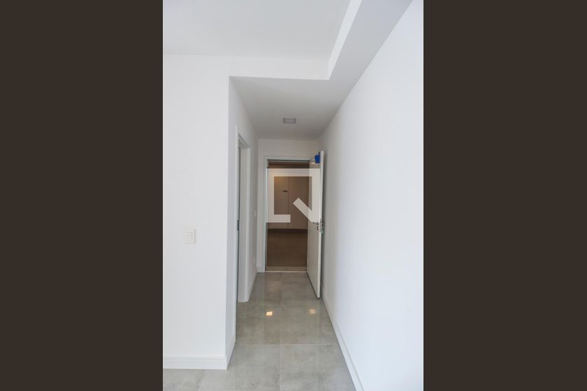 Foto 2 de Apartamento com 3 Quartos para alugar, 105m² em Jardim Iracema, Barueri