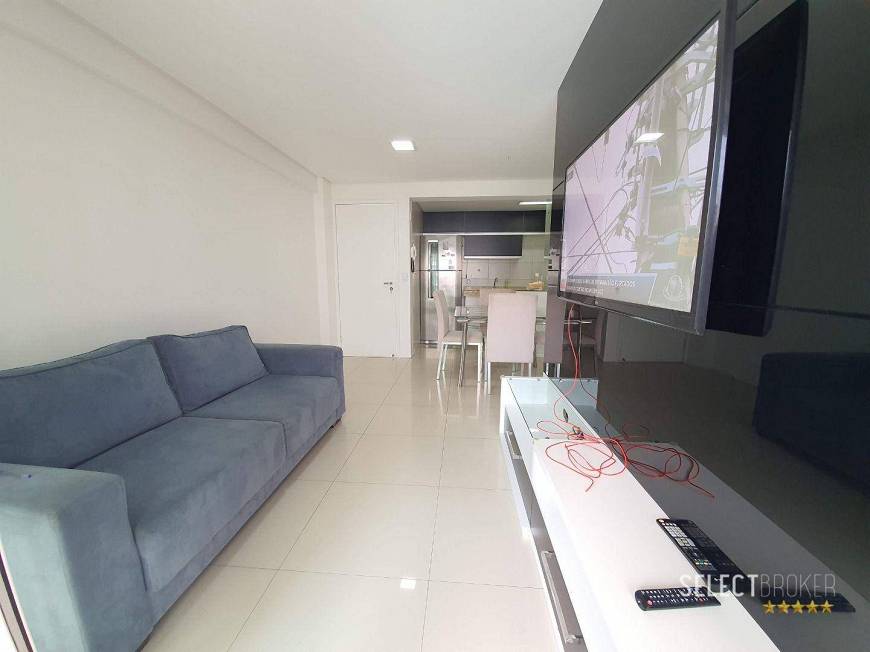 Foto 3 de Apartamento com 3 Quartos à venda, 74m² em Meireles, Fortaleza